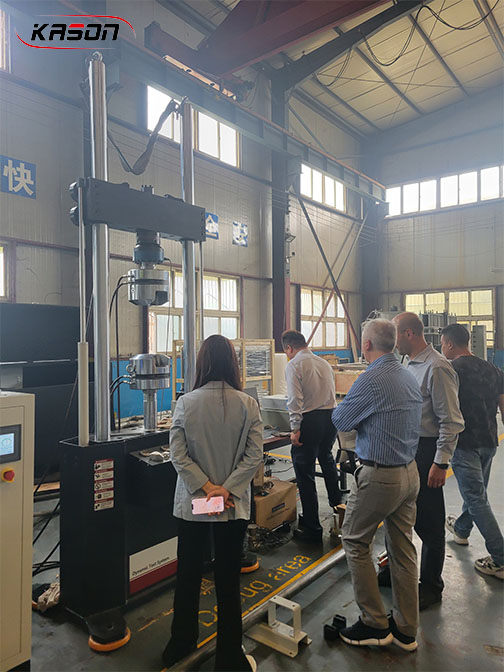 Italian Customers Visit Our Factory about Fatigue Testing Machine