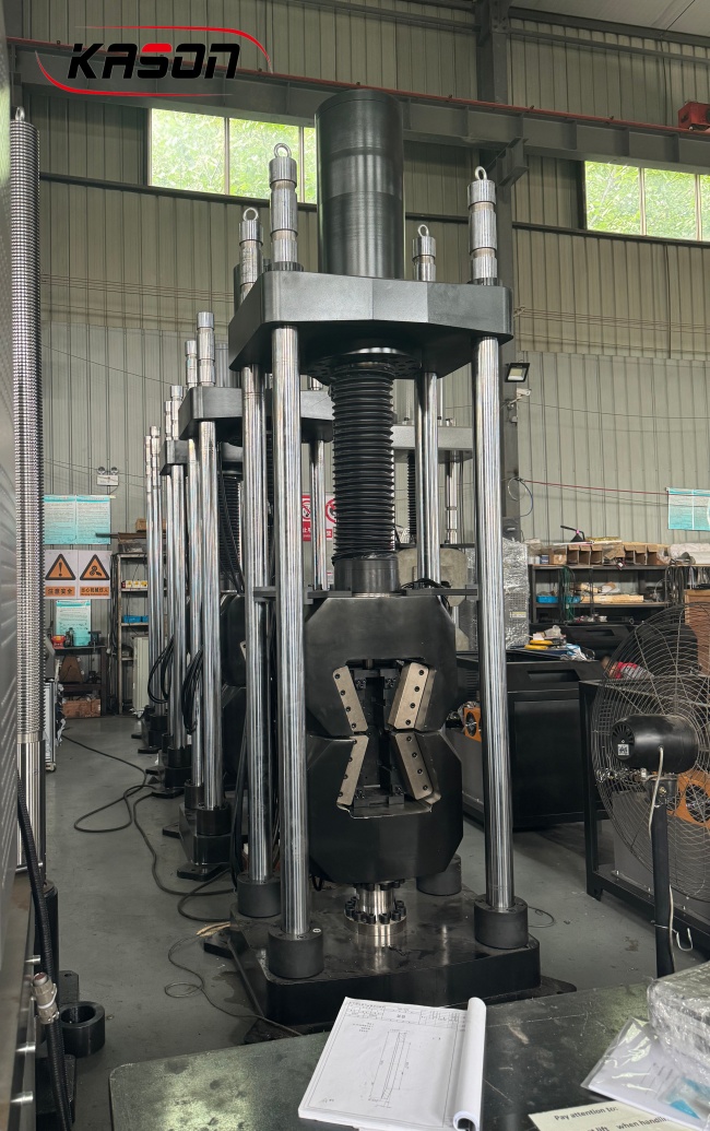 2000KN Single Space Hydraulic Universal Testing Machine Will Be Installed in Italy